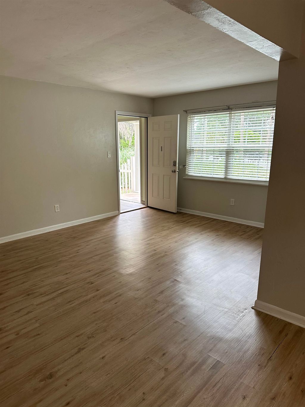 Photo of 520 E Call Street #1, Tallahassee, FL 32301 (MLS # 399381)