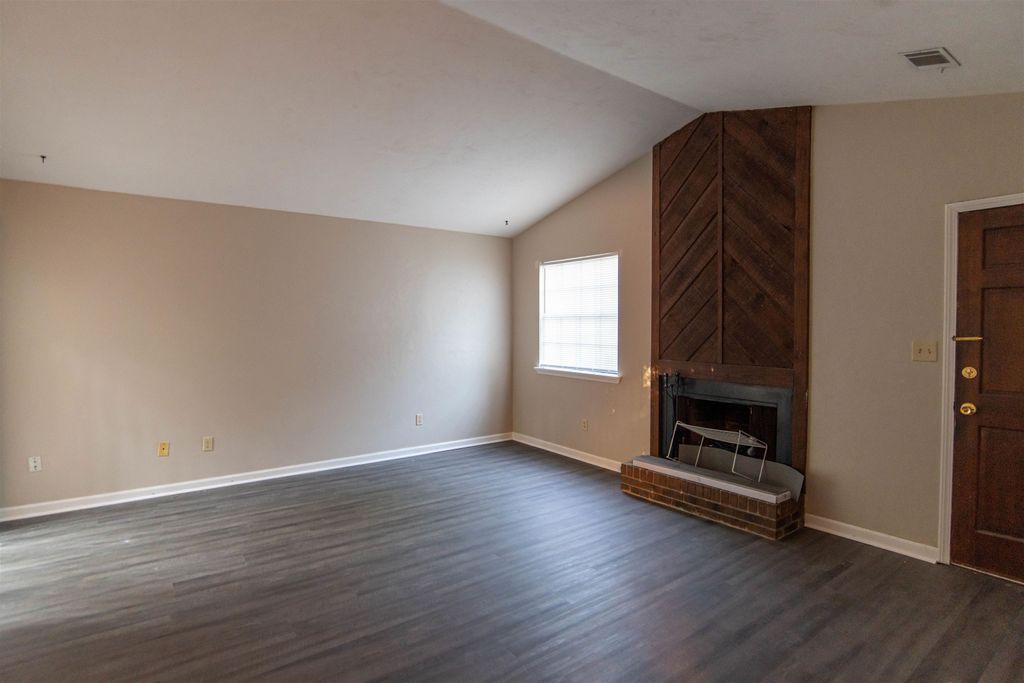 Photo of 2201 Hartsfield Road #B, Tallahassee, FL 32303 (MLS # 390820)