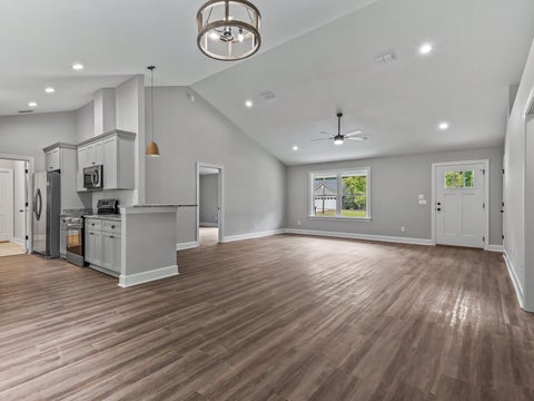 Tiny photo for 125 Eastgate Way, Crawfordville, FL 32327 (MLS # 400546)