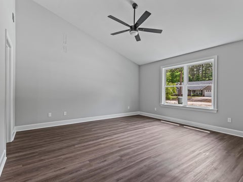 Tiny photo for 125 Eastgate Way, Crawfordville, FL 32327 (MLS # 400546)