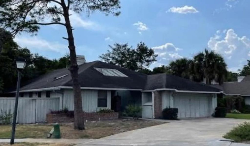 Photo of 2642 Bent Hickory Circle, Other Florida, FL 32779 (MLS # 391993)