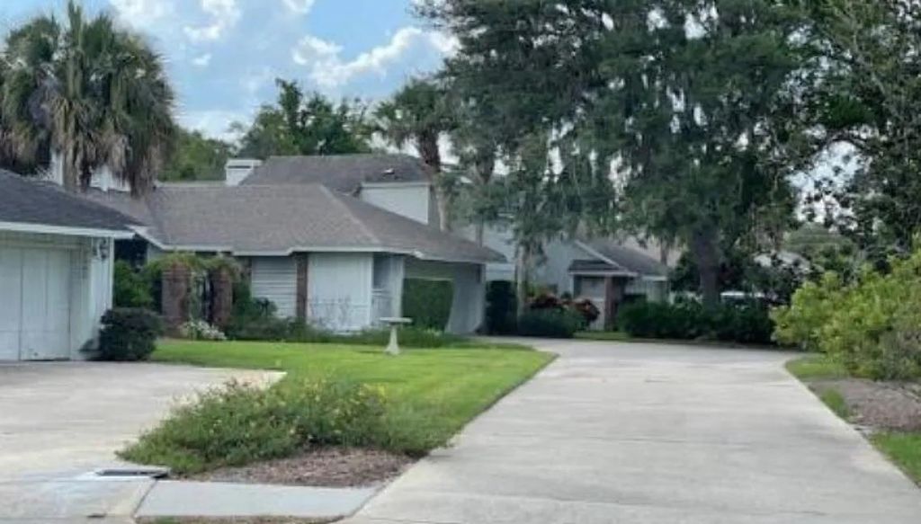 Photo of 2642 Bent Hickory Circle, Other Florida, FL 32779 (MLS # 391993)