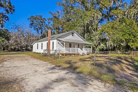 A home in Crawfordville