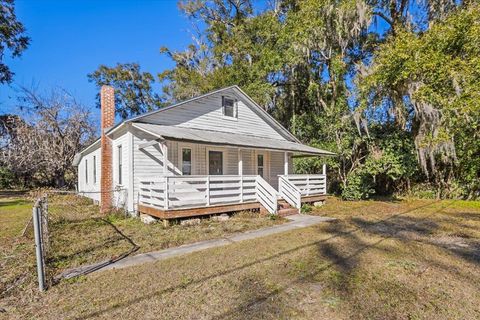 A home in Crawfordville