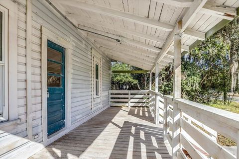 A home in Crawfordville