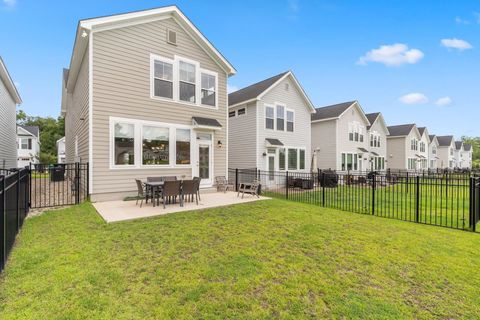 Tiny photo for 5631 Fletcher Oaks Drive, Tallahassee, FL 32317 (MLS # 386927)