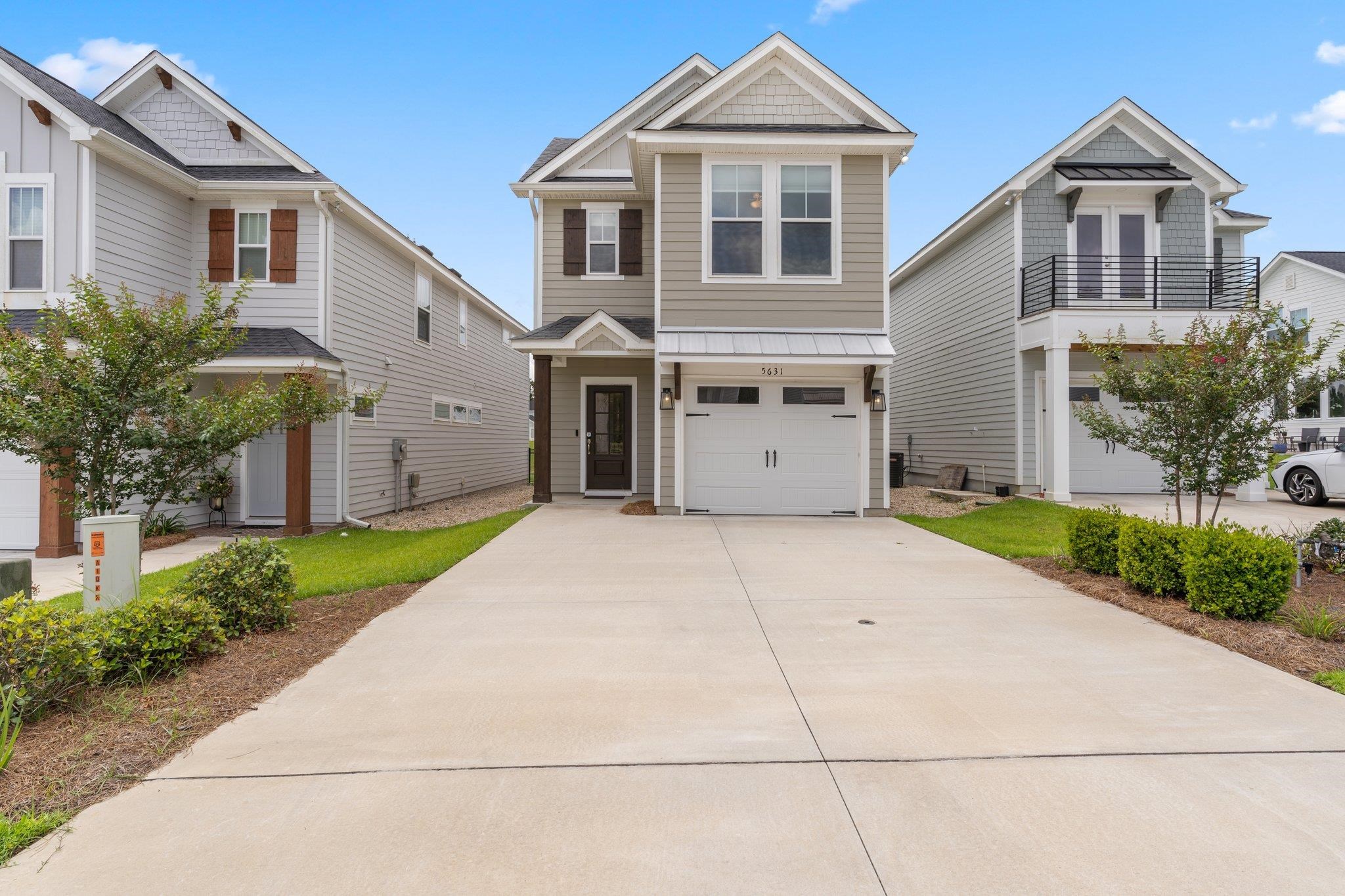 5631 Fletcher Oaks Drive