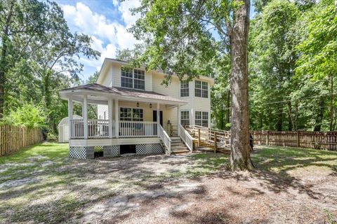 Photo of 10480 Elgin Lane, Tallahassee, FL 32305 (MLS # 388601)