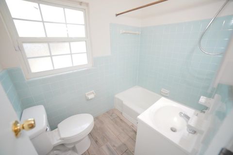 Tiny photo for 926 Apache Street, Tallahassee, FL 32301 (MLS # 392931)