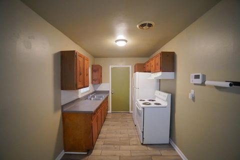 Tiny photo for 926 Apache Street, Tallahassee, FL 32301 (MLS # 392931)