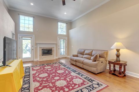 Tiny photo for 2012 Windsor Oaks Court, Tallahassee, FL 32308 (MLS # 393589)