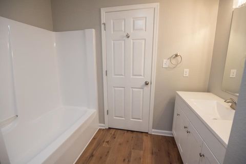 Tiny photo for 81 Knight Road, Midway, FL 32343 (MLS # 402921)