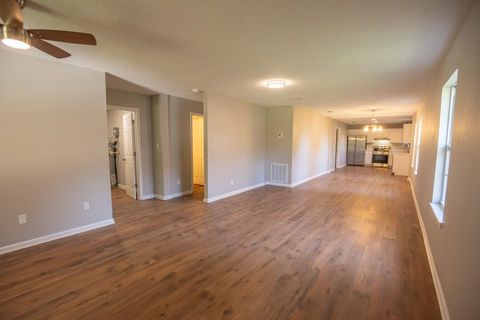 Tiny photo for 81 Knight Road, Midway, FL 32343 (MLS # 402921)
