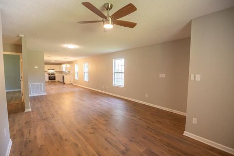 Tiny photo for 81 Knight Road, Midway, FL 32343 (MLS # 402921)