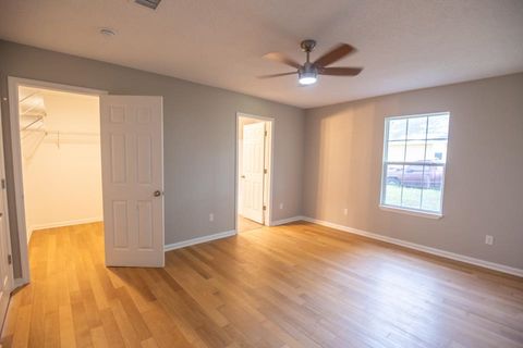 Tiny photo for 81 Knight Road, Midway, FL 32343 (MLS # 402921)
