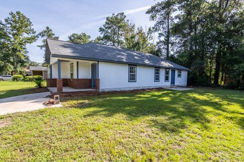 Tiny photo for 81 Knight Road, Midway, FL 32343 (MLS # 402921)