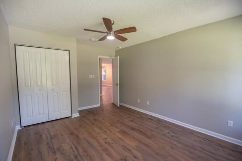 Tiny photo for 81 Knight Road, Midway, FL 32343 (MLS # 402921)