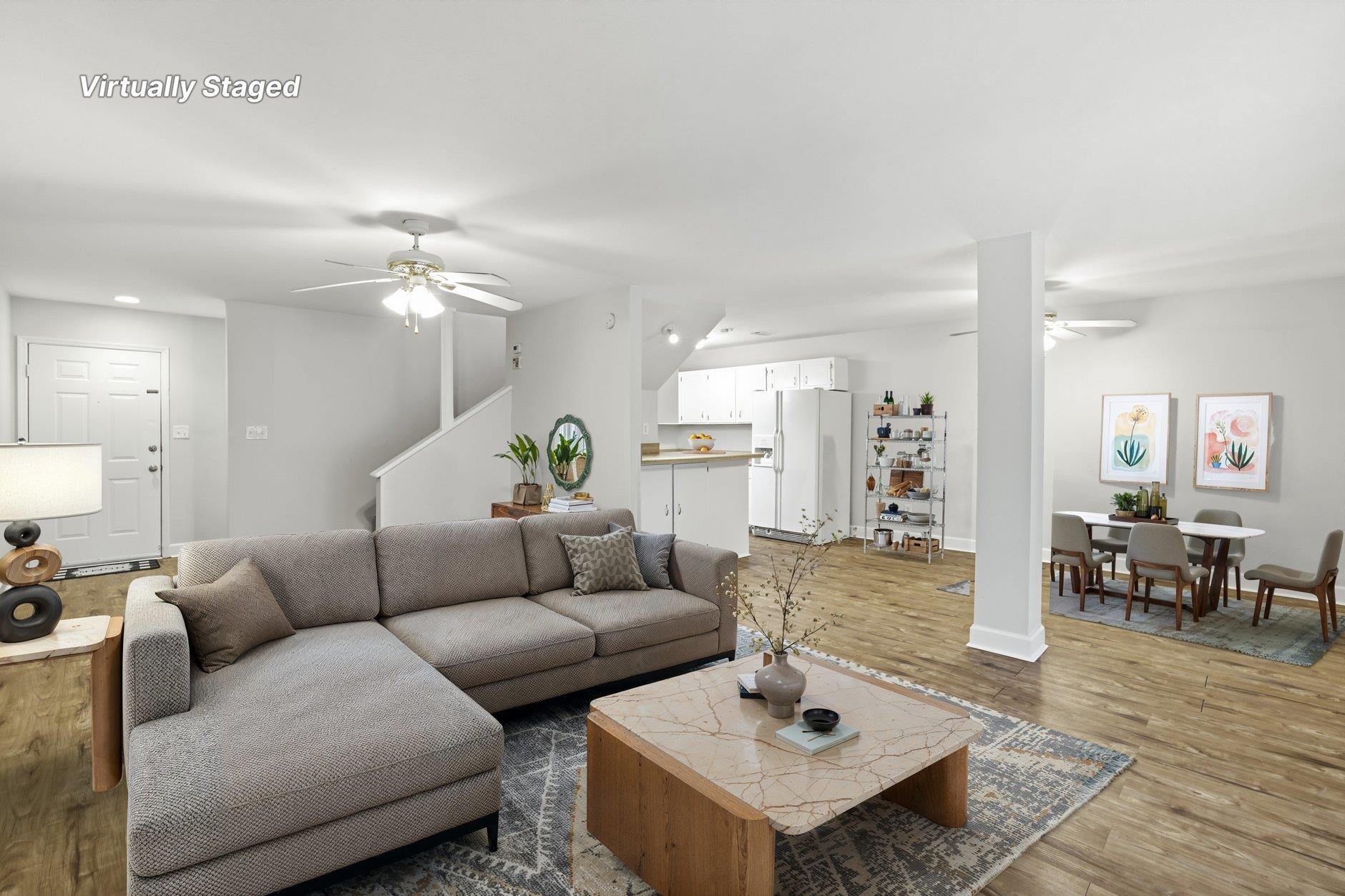 2494 E THUNDELL Street