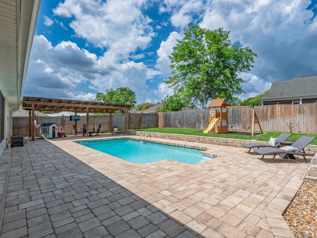 Photo of 1201 Sandler Ridge Road, Tallahassee, FL 32317 (MLS # 398343)