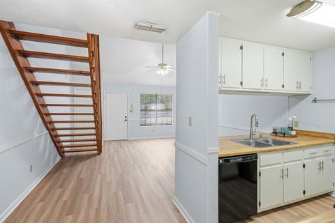 Tiny photo for 207 PARKBROOK Circle, Tallahassee, FL 32301 (MLS # 400357)