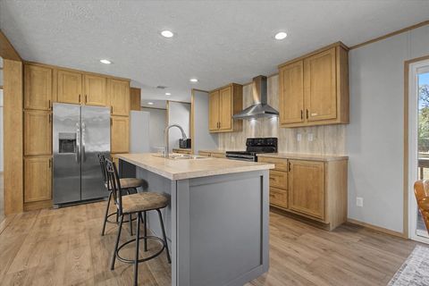 Tiny photo for 4838 OLD INDIAN Trail, Tallahassee, FL 32310 (MLS # 396593)