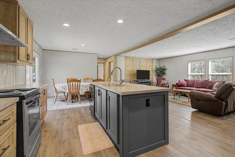 Tiny photo for 4838 OLD INDIAN Trail, Tallahassee, FL 32310 (MLS # 396593)