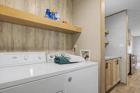 Tiny photo for 4838 OLD INDIAN Trail, Tallahassee, FL 32310 (MLS # 396593)