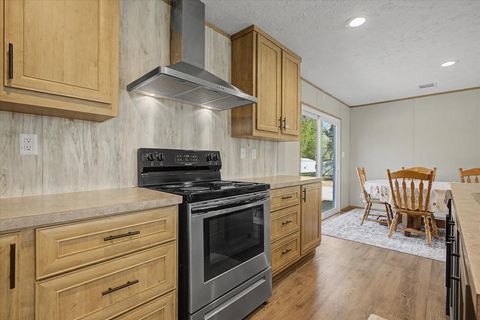 Tiny photo for 4838 OLD INDIAN Trail, Tallahassee, FL 32310 (MLS # 396593)