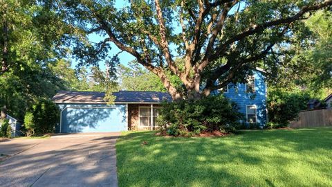 A home in TALLAHASSEE