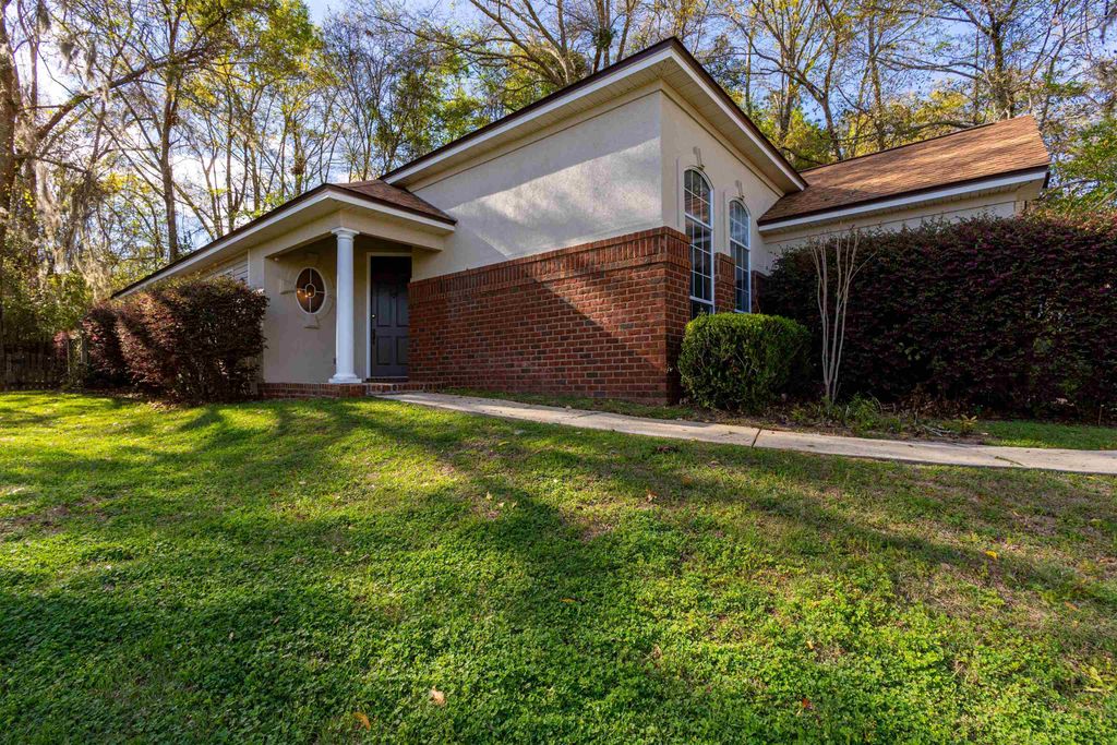 Photo of 4869 Lake Park Drive, Tallahassee, FL 32311 (MLS # 397634)