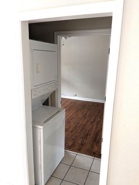 Tiny photo for 1445 Hudson Street #-, Tallahassee, FL 32301 (MLS # 394000)