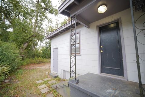 Tiny photo for 2031 Holmes Street, Tallahassee, FL 32310 (MLS # 392963)