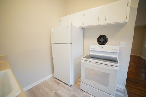 Tiny photo for 2031 Holmes Street, Tallahassee, FL 32310 (MLS # 392963)