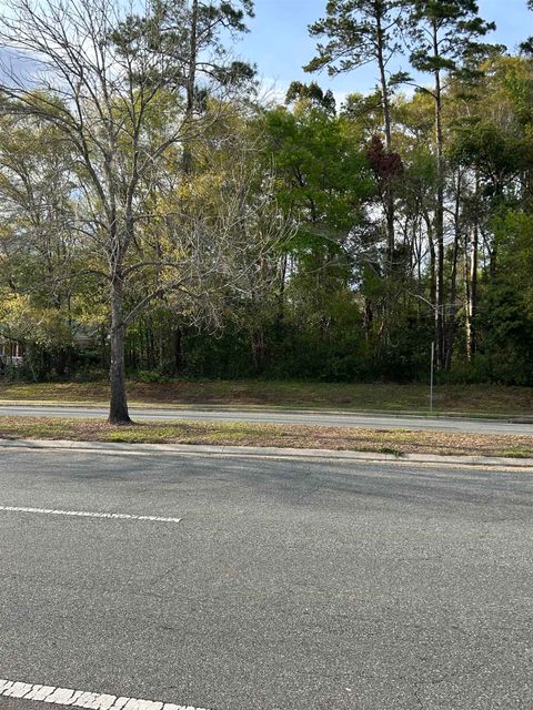 Photo of 1912 Miccosukee Road, Tallahassee, FL 32308 (MLS # 397505)