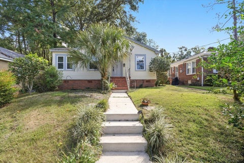 Tiny photo for 607 TALAFLO Street, Tallahassee, FL 32308 (MLS # 401070)