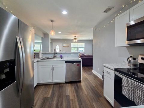 Tiny photo for 2029 HAROLD Court, Tallahassee, FL 32304 (MLS # 398064)