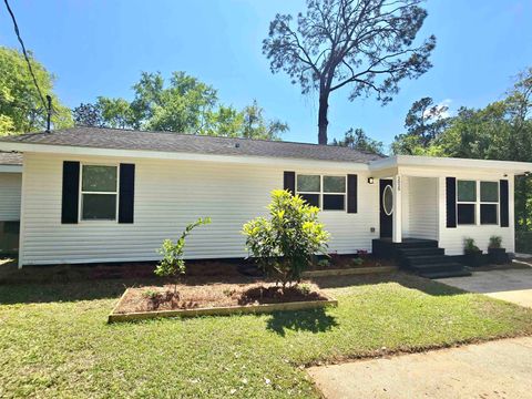 Tiny photo for 2029 HAROLD Court, Tallahassee, FL 32304 (MLS # 398064)