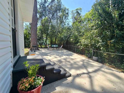 Tiny photo for 2029 HAROLD Court, Tallahassee, FL 32304 (MLS # 398064)