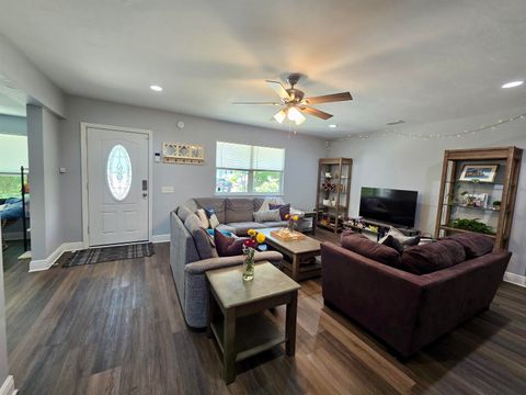 Tiny photo for 2029 HAROLD Court, Tallahassee, FL 32304 (MLS # 398064)