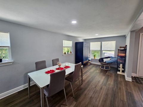 Tiny photo for 2029 HAROLD Court, Tallahassee, FL 32304 (MLS # 398064)