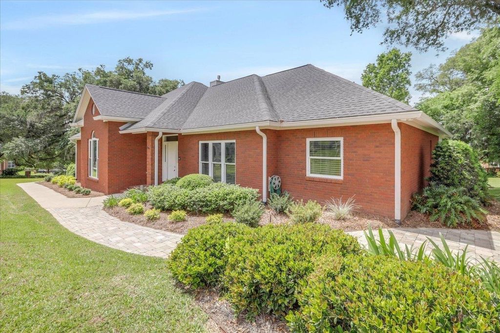 Photo of 3684 Letitia Lane, Tallahassee, FL 32312 (MLS # 392468)