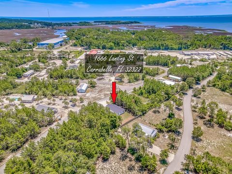 A home in Carrabelle