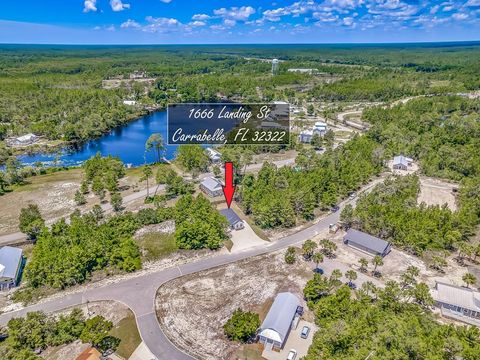 A home in Carrabelle