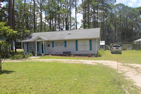 A home in Carrabelle