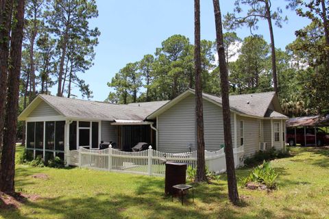 A home in Carrabelle