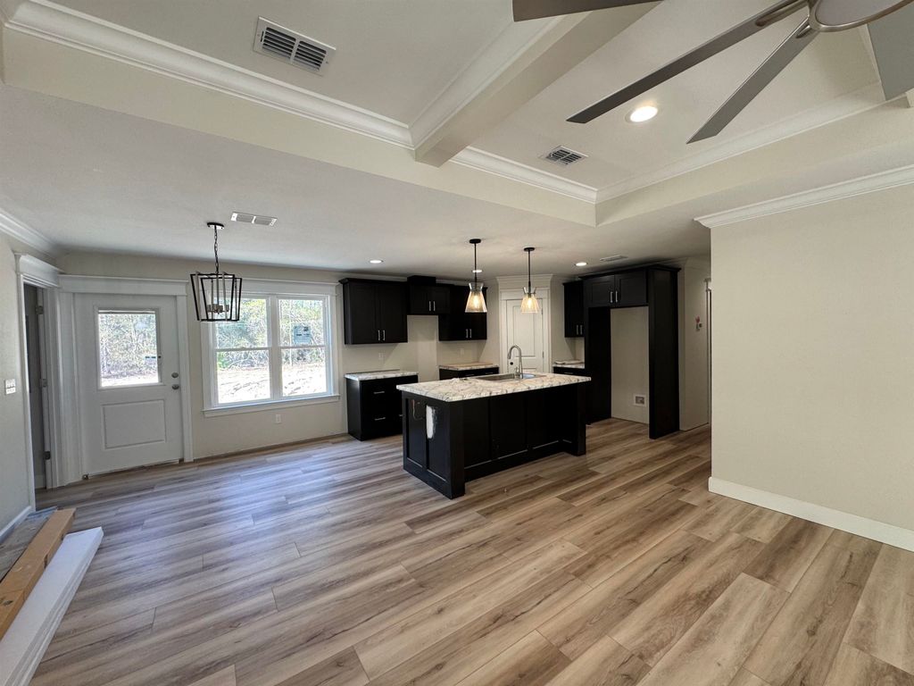 Photo of 117 Carter Road, Crawfordville, FL 32327 (MLS # 394881)