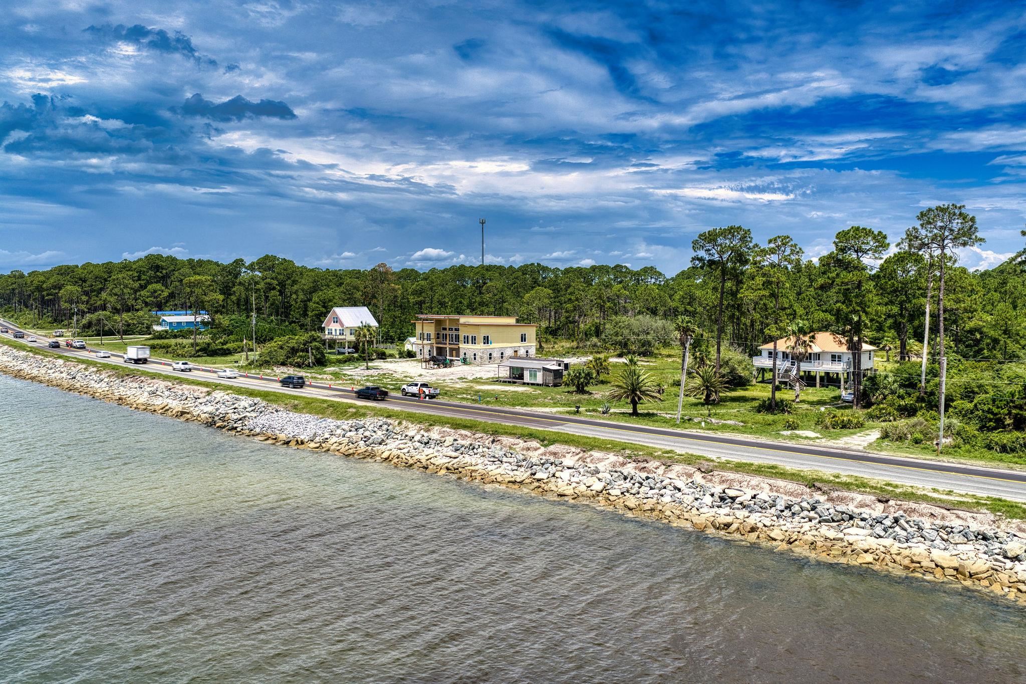 2175 HWY 98 W Highway
