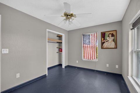Tiny photo for 2175 HWY 98 W Highway, Carrabelle, FL 32322 (MLS # 401816)