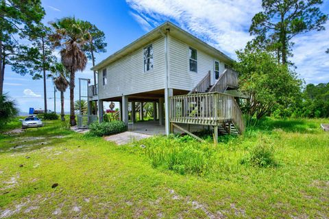 Tiny photo for 2175 HWY 98 W Highway, Carrabelle, FL 32322 (MLS # 401816)