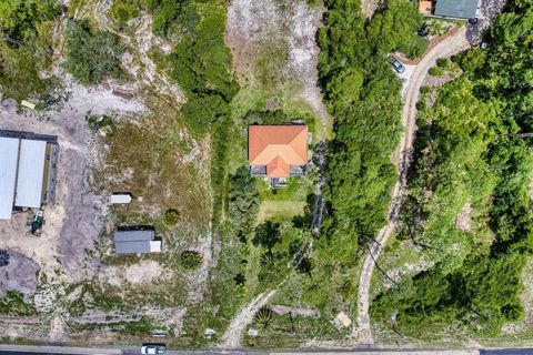 Tiny photo for 2175 HWY 98 W Highway, Carrabelle, FL 32322 (MLS # 401816)